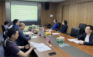 湖南省政協(xié)副主席、工商聯(lián)主席張健一行蒞臨進(jìn)芯電子指導(dǎo)工作